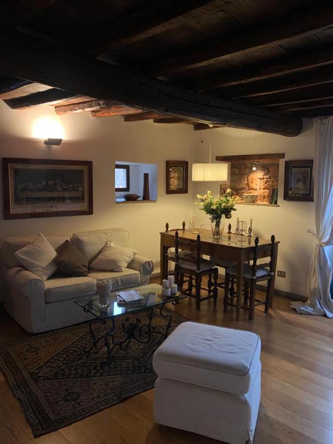 Luxury Apartment Sutri Center Exterior foto