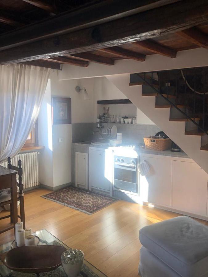 Luxury Apartment Sutri Center Exterior foto