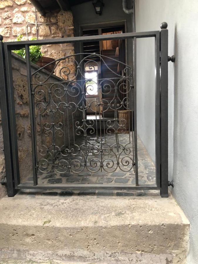 Luxury Apartment Sutri Center Exterior foto